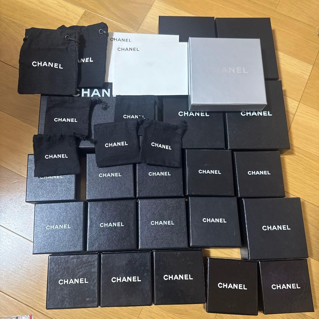 CHANEL シャネル　空箱　アクセサリーボックス　21箱　まとめ売り
