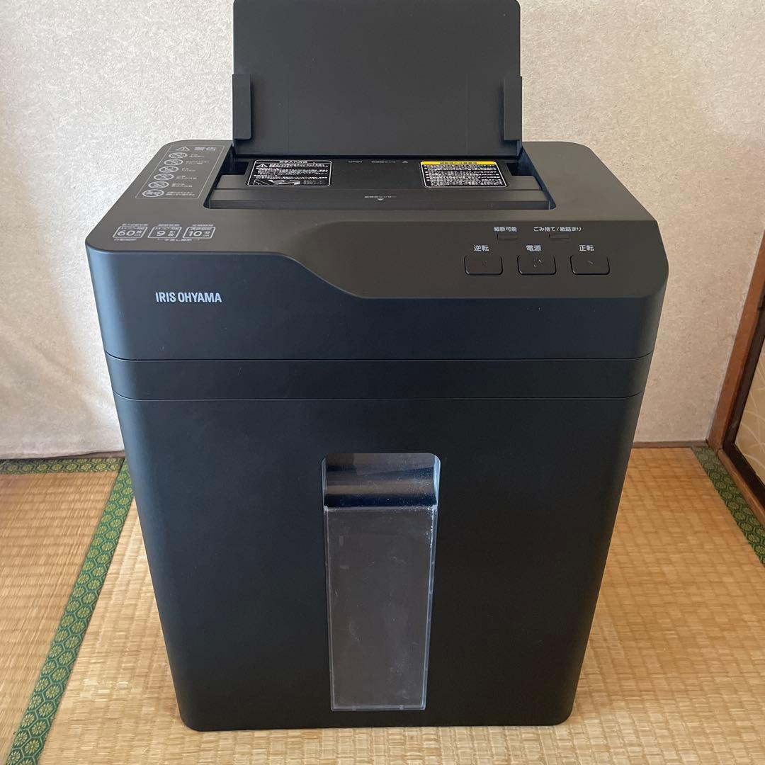 【美品】アイリスオーヤマ オートフィードシュレッダー 業務用シュレッダー