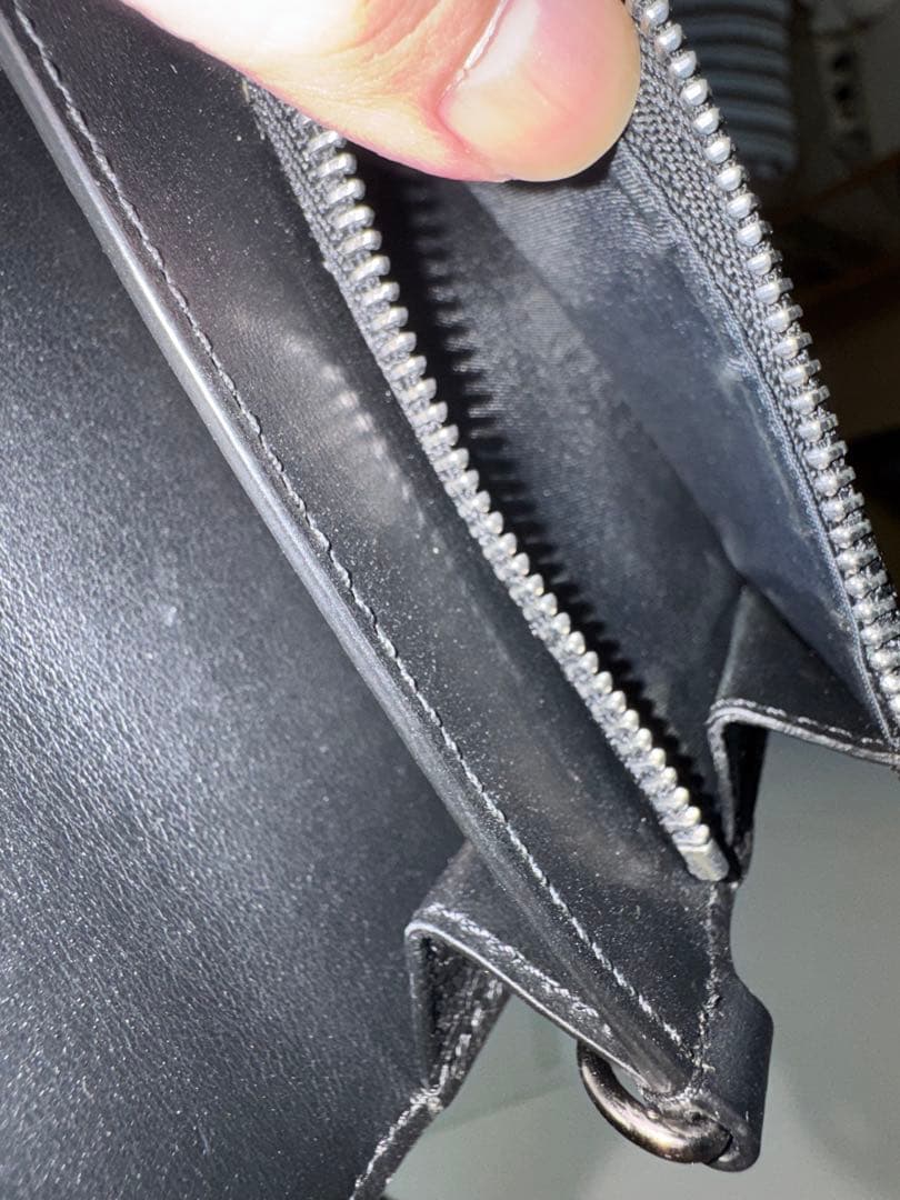 ⭐︎最終価格⭐︎Burberry TBロゴミニ財布　ショルダー財布　レザー