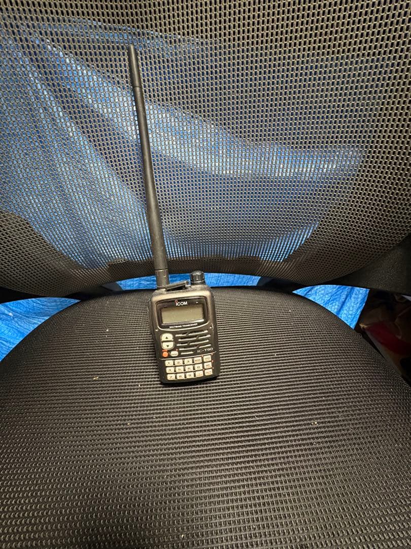 Icom IC-T90 マルチバンドトランシーバー