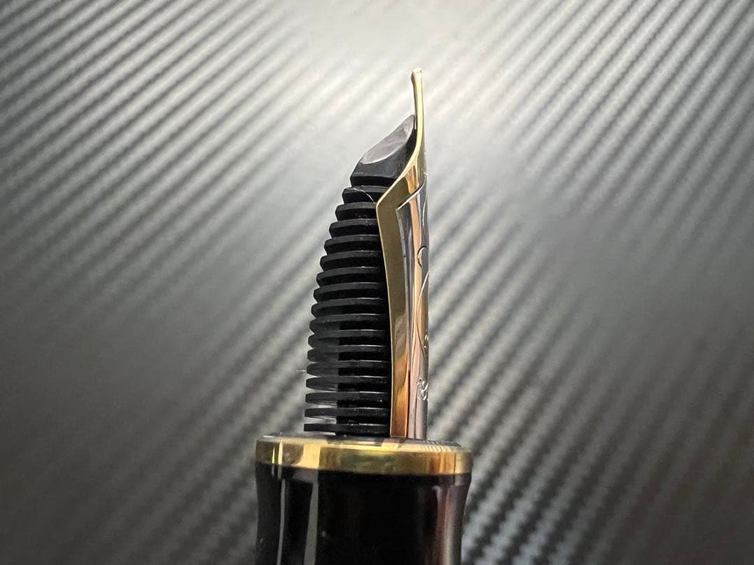 ペリカン スーベレーン M800 万年筆 ブラック M 中字