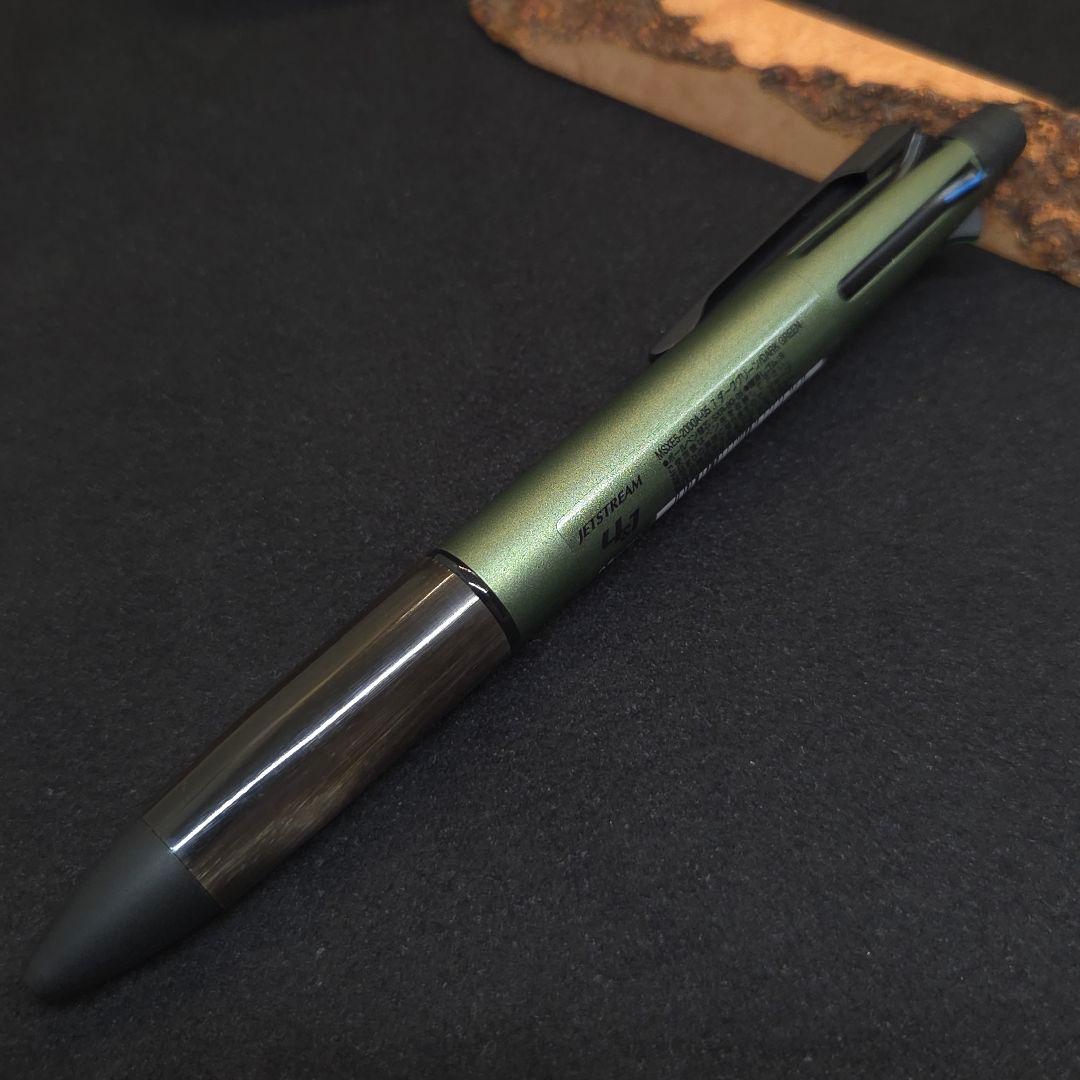 No.152ジェットストリームダークグリーン4&1カスタム水牛の角芯持ち仕様