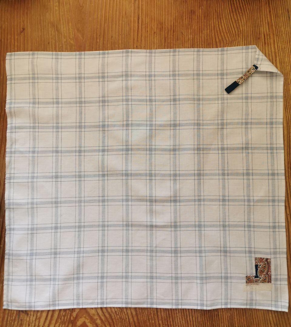 アンティーク インディゴ西洋花更紗アップリケ＆レース装飾付 ブルーチェッククロス