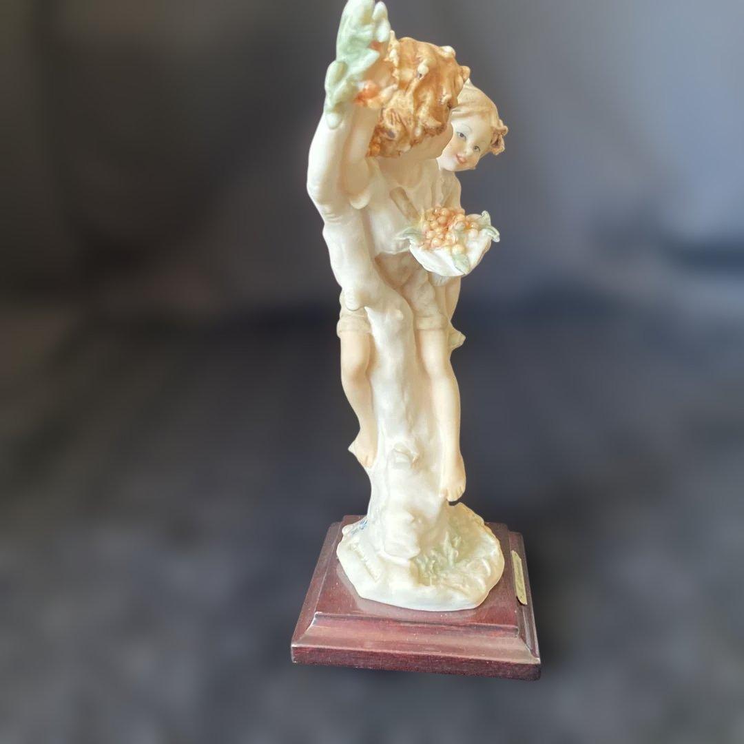 イタリア製　ジョゼッペ・アルマーニ作