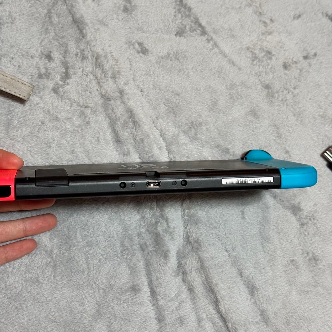 Nintendo Switch 本体 初代　ニンテンドースイッチ　おまけ付き