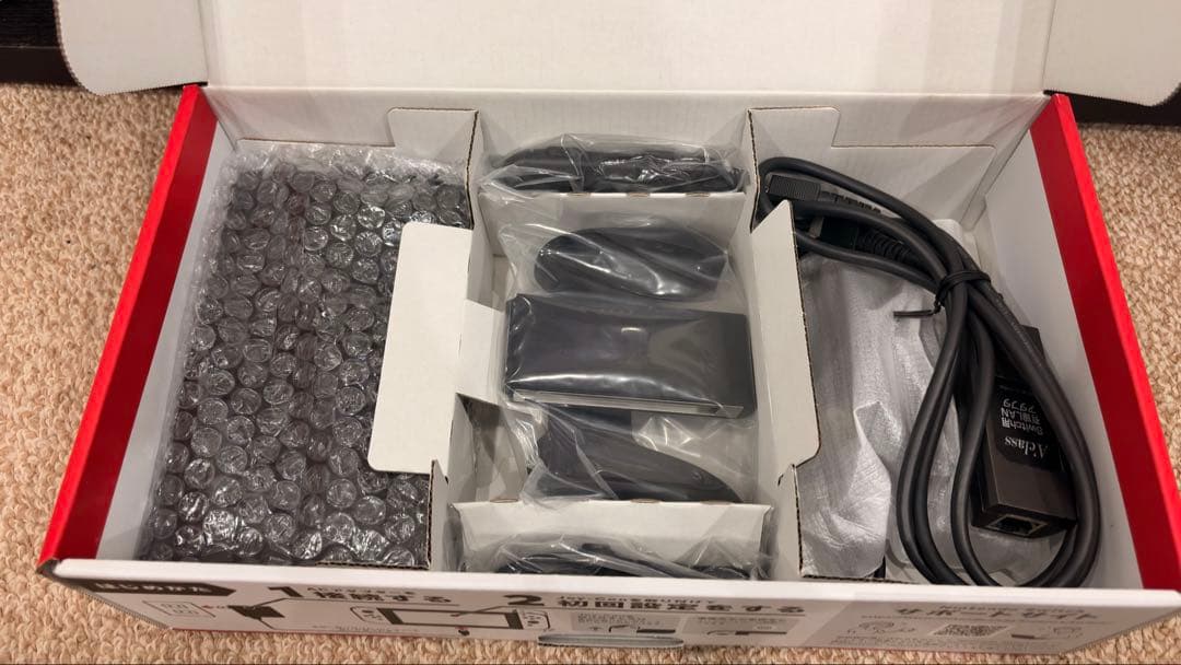 Nintendo Switch 新モデル　本体 ピンクｘパープル