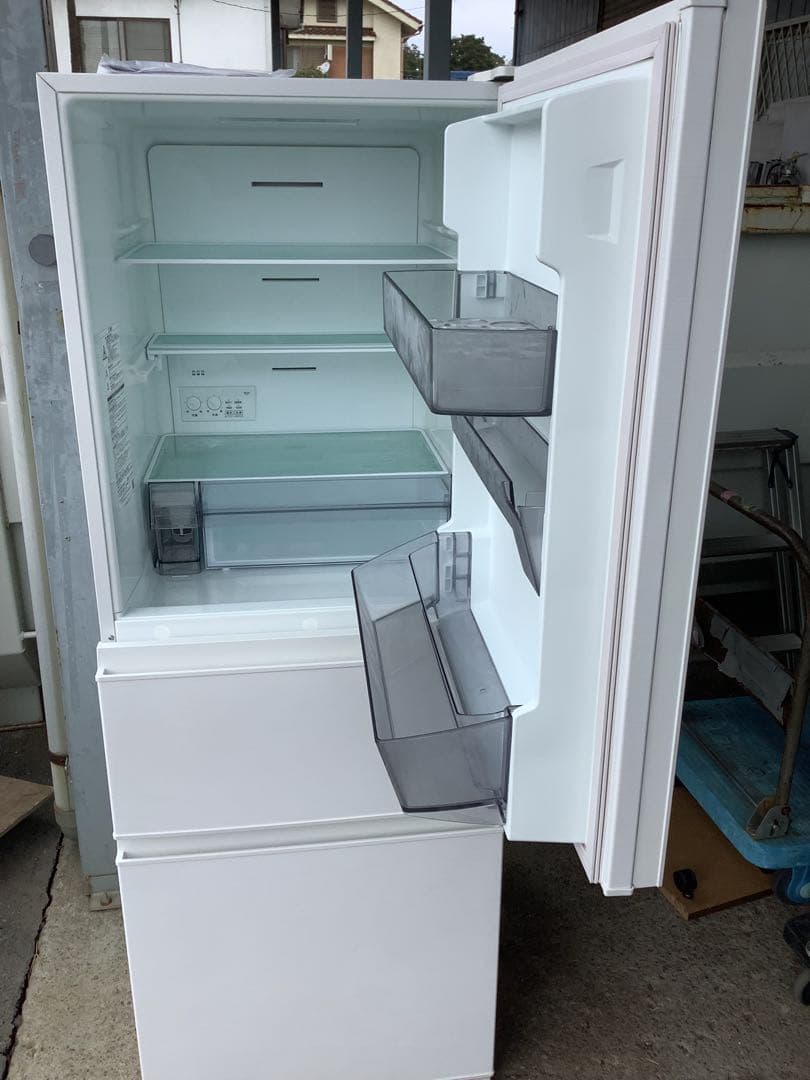 ま 2021年製 東芝 3ドア冷蔵庫 GR-S33SC(WT) 326L