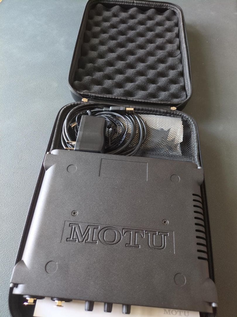 【bear25】UltraLite-mk4 オーディオインターフェイス