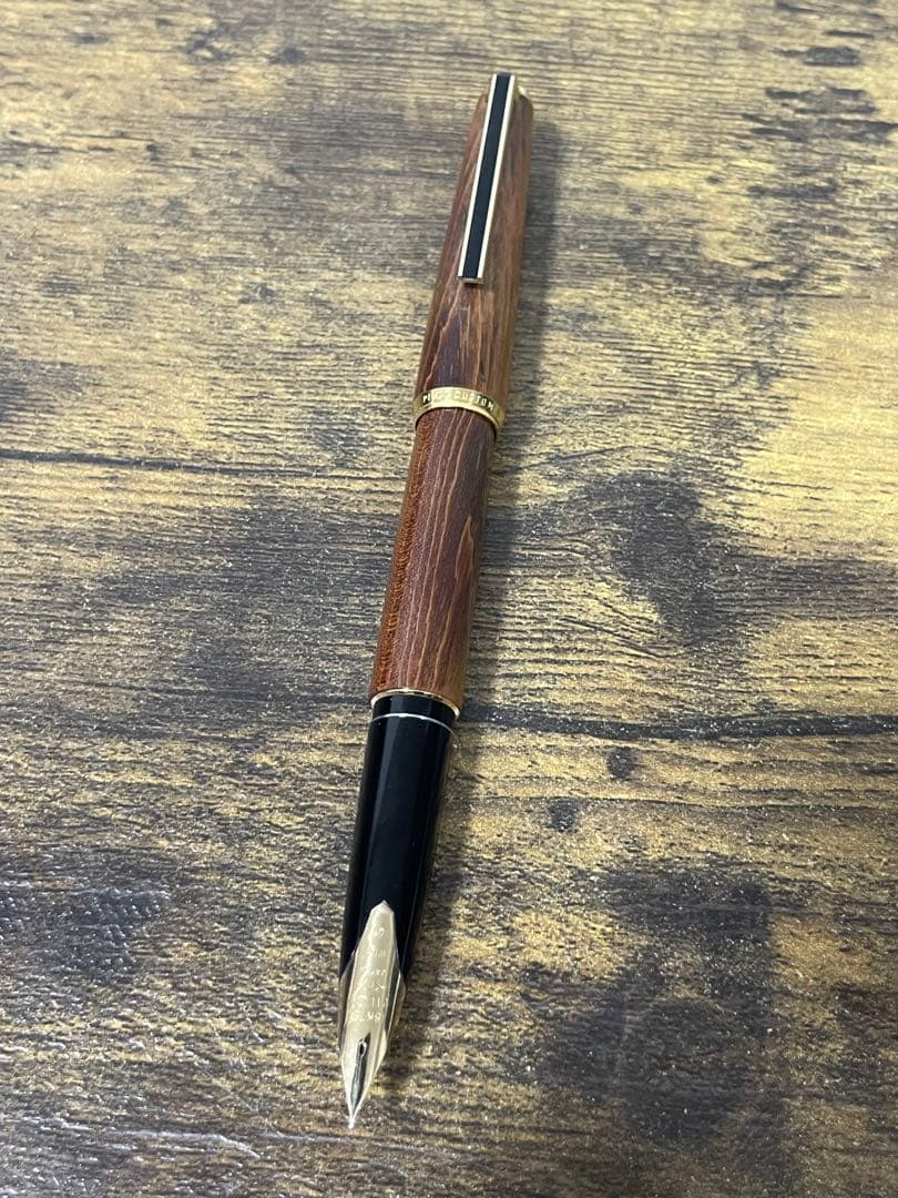 美品　1971年製　初代カスタム　高級天然　イタヤカエデ 大型18金　F 万年筆