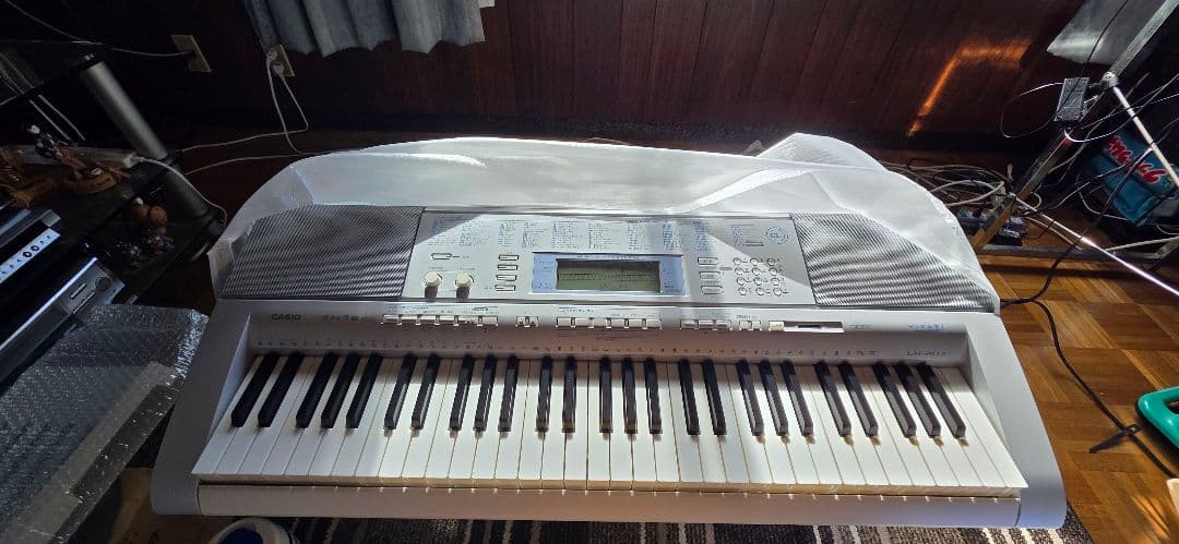 CASIO LK-207 キーボード