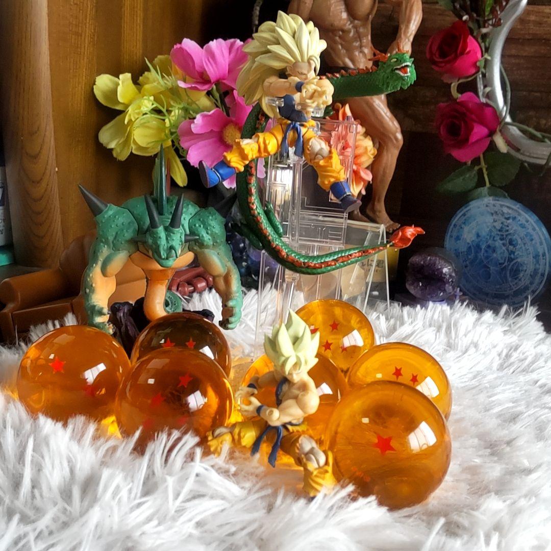 ドラゴンボールZ 悟空 超サイヤ人 3 掌動 アクリルドラゴンボール7つ 神龍風