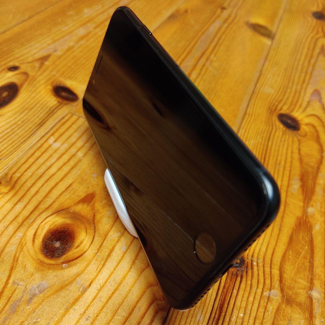 Apple iPhone SE 64GB 第3世代 最大容量96%