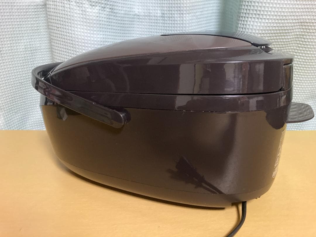 ★TIGER JPK-B100 圧力IH炊飯 ジャ2020 年製 5.5合炊き