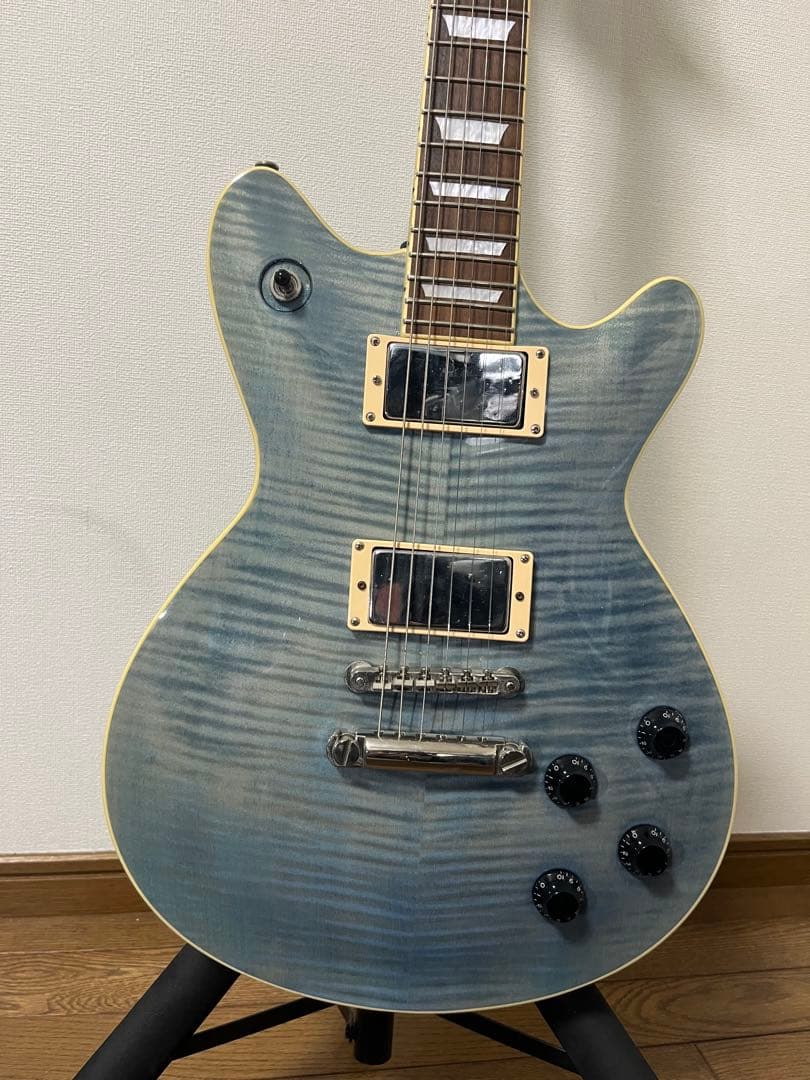 レスポールスタイル　エレキギター　ダブルカッタウェイ