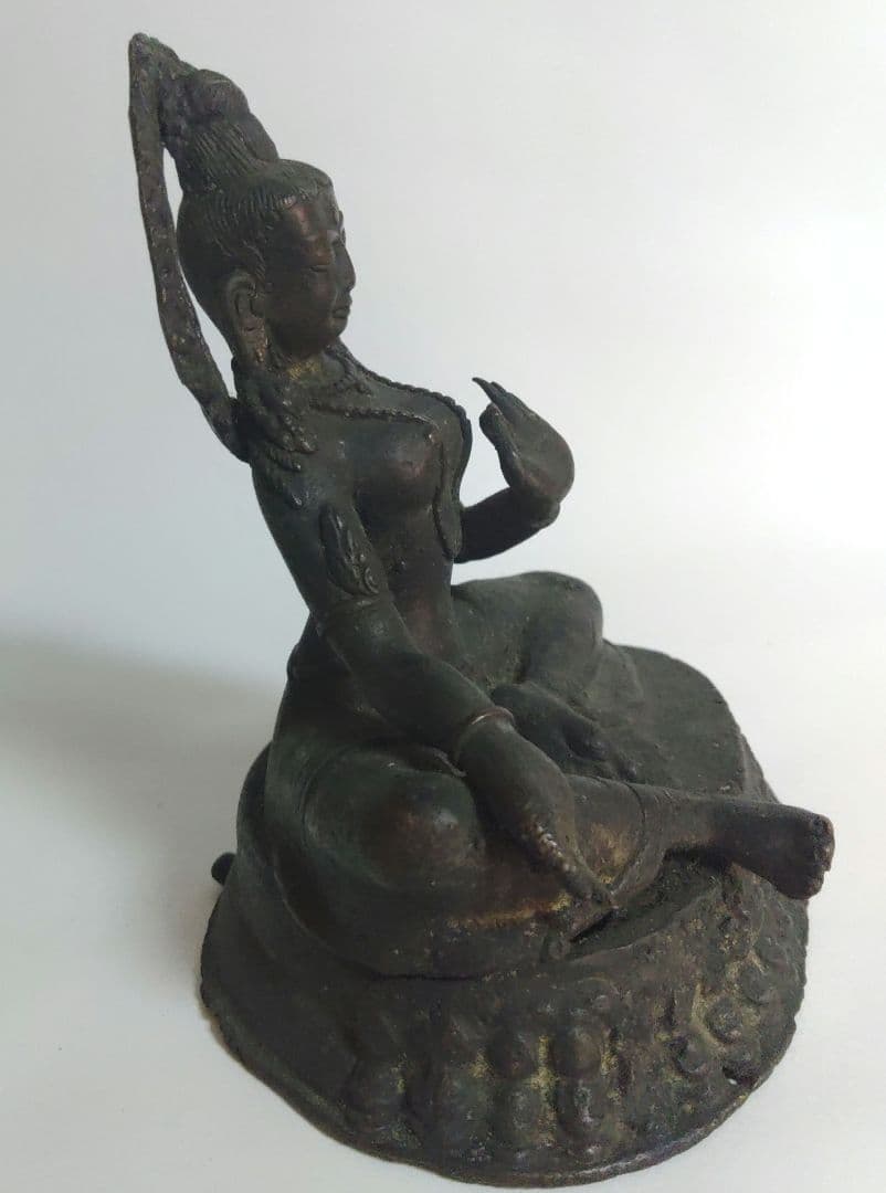 チベット　仏像　古銅　銅製　エ10