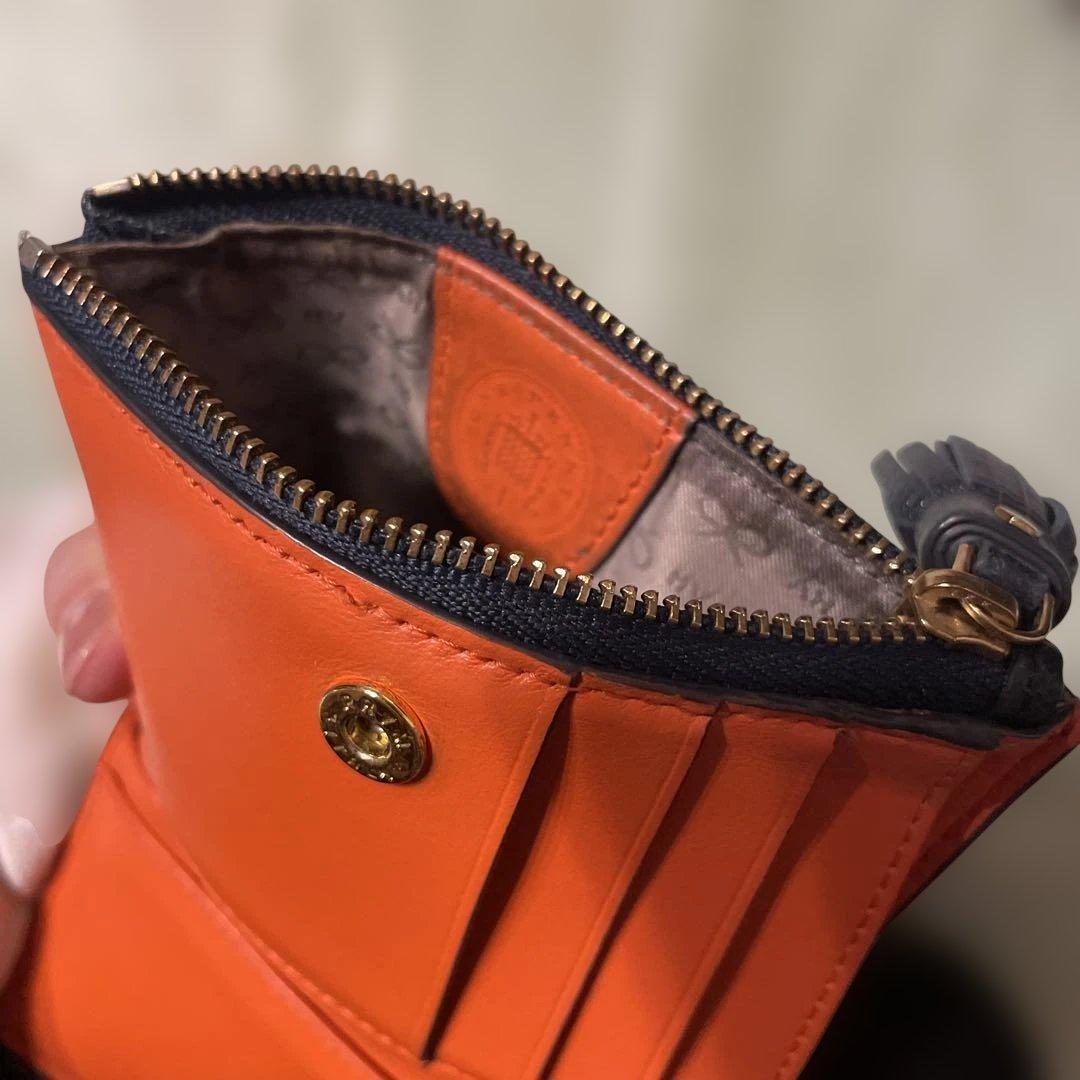 ANYA HINDMARCH アニヤハインドマーチ 二つ折り財布