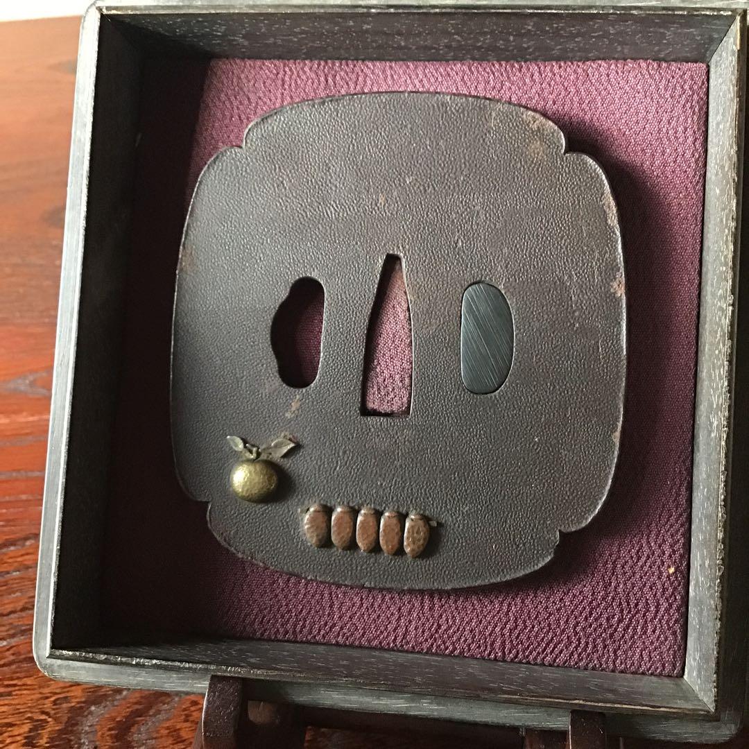 鍔　「正月飾り」　在銘