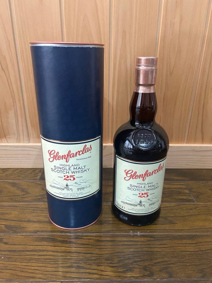 グレンファークラス25年　箱付き　未開封　モルトウイスキー　スコットランド