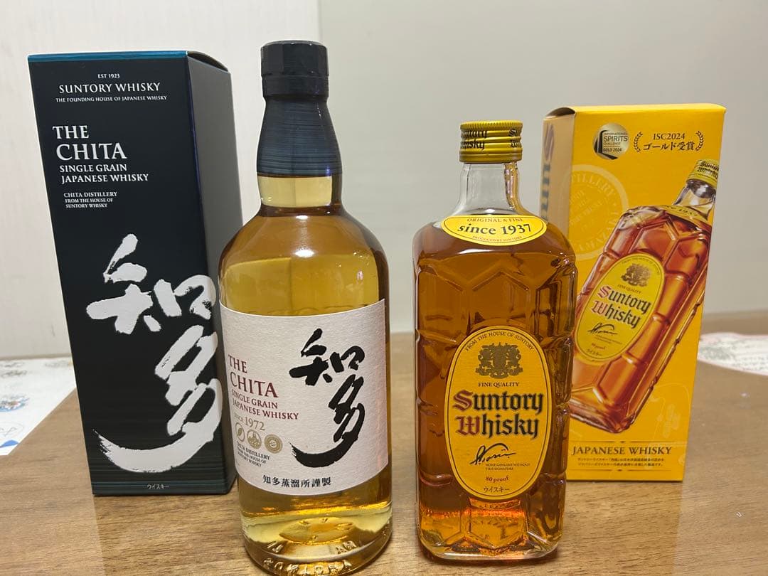 サントリーウイスキー　知多　角瓶