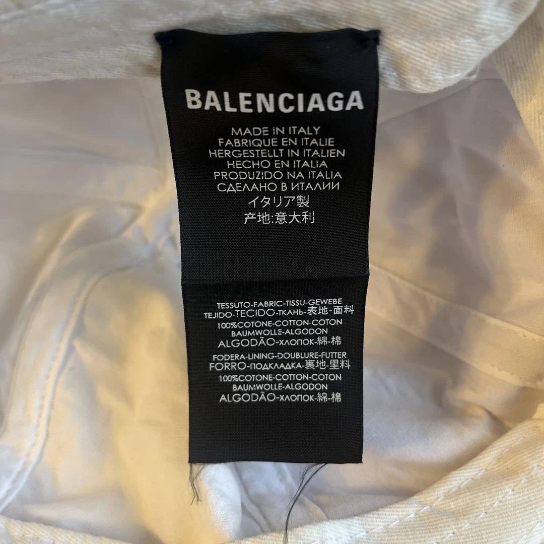 BALENCIAGA ホワイト ベースボールキャップ　バレンシアガ