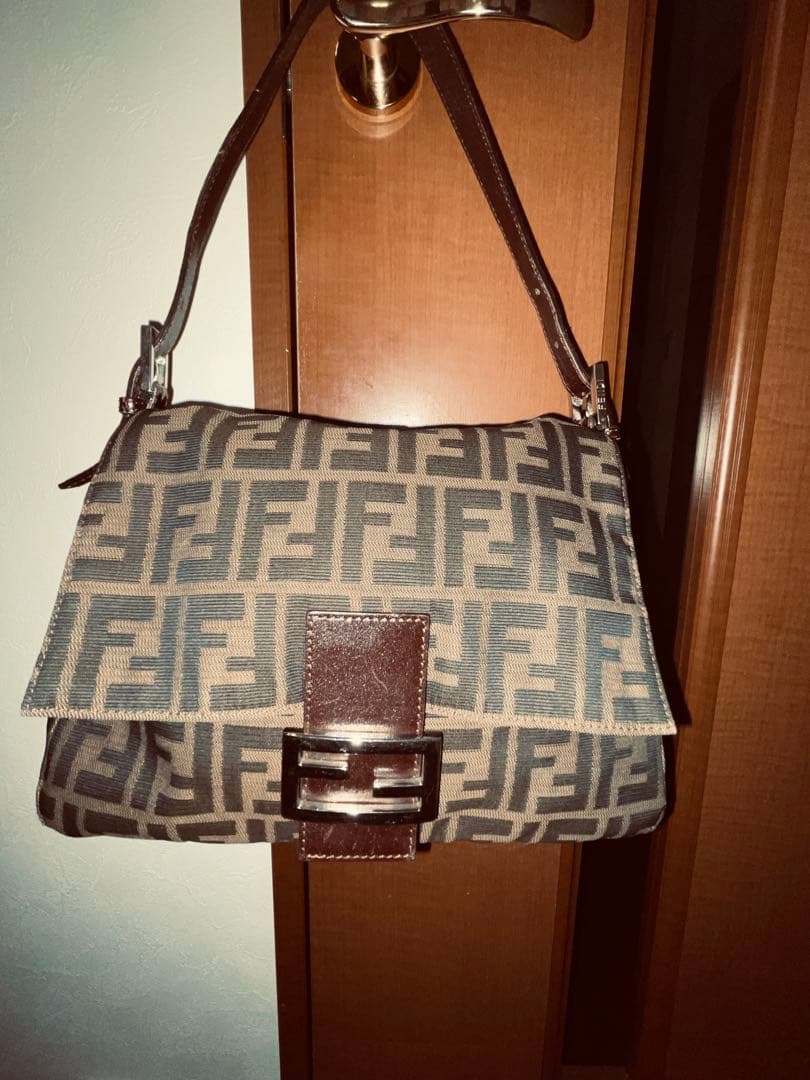 Fendi FFロゴ ショルダーバッグ ベージュ/ブラウン