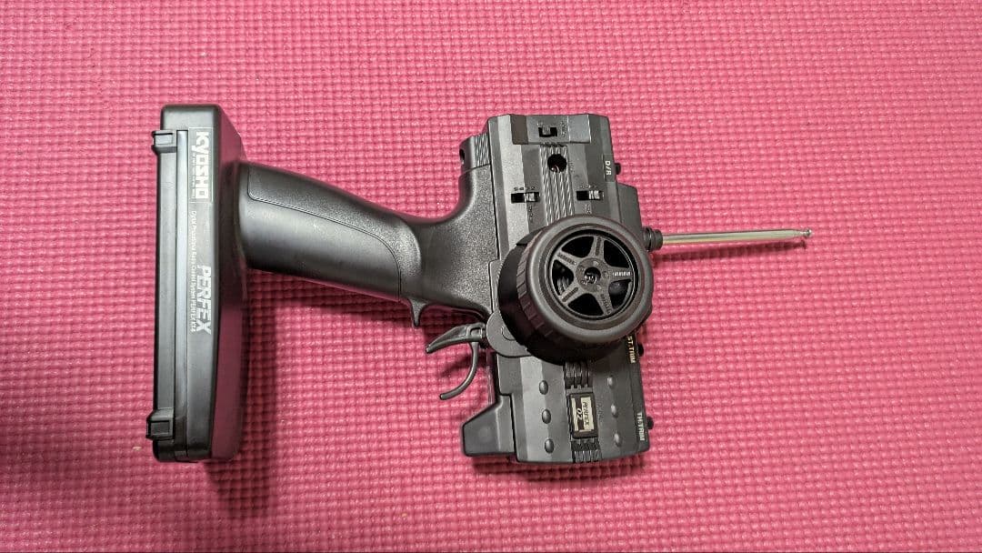 京商　TWIN STORM 800 ラジコンボート