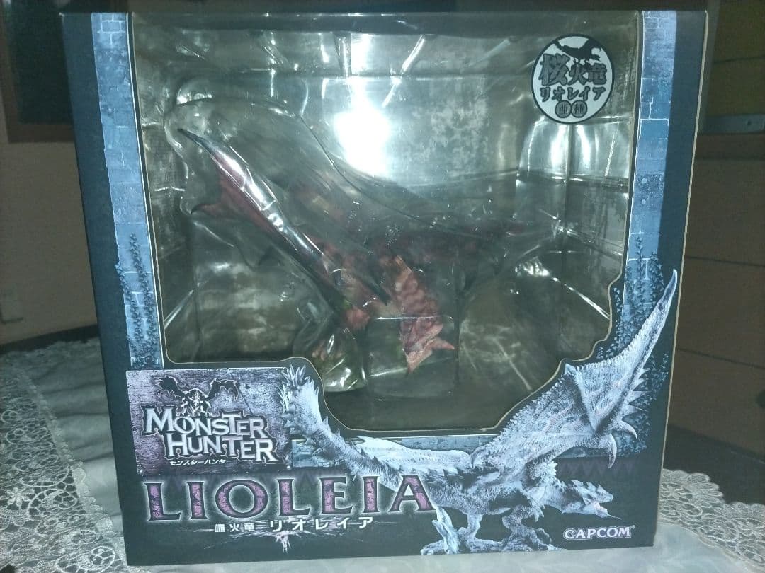 【未開封】クリエイターズモデル　リオレイア亜種