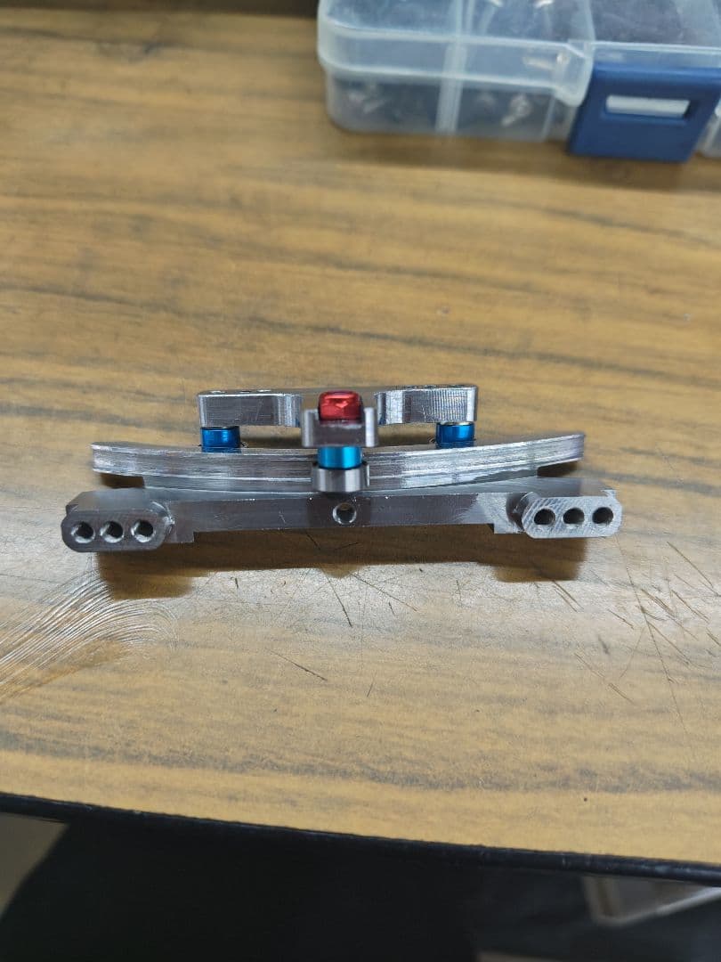 スチール製湾曲スライドラック