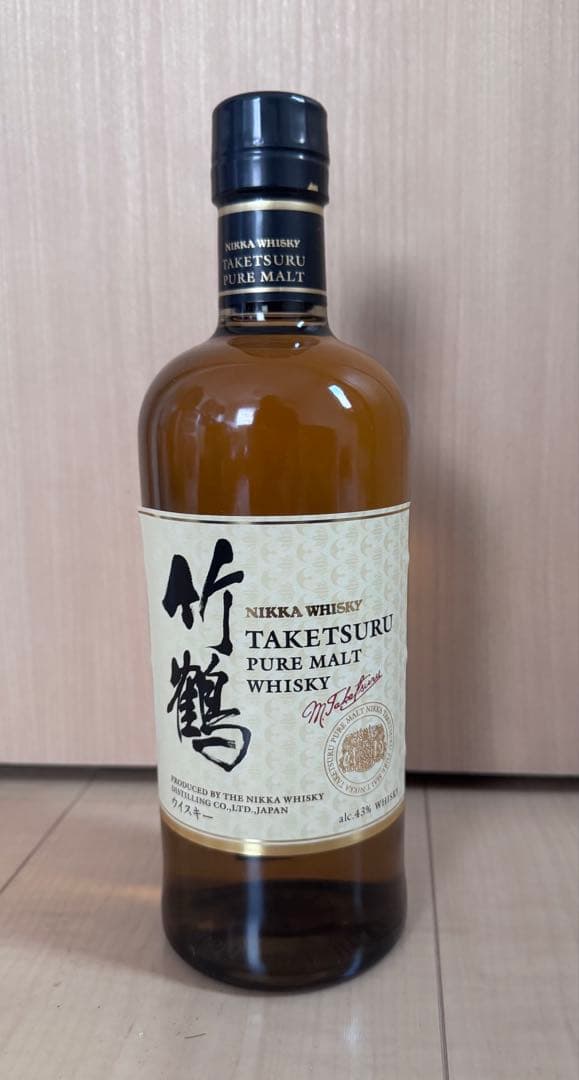 竹鶴　ピュアモルト ウイスキー 700ml