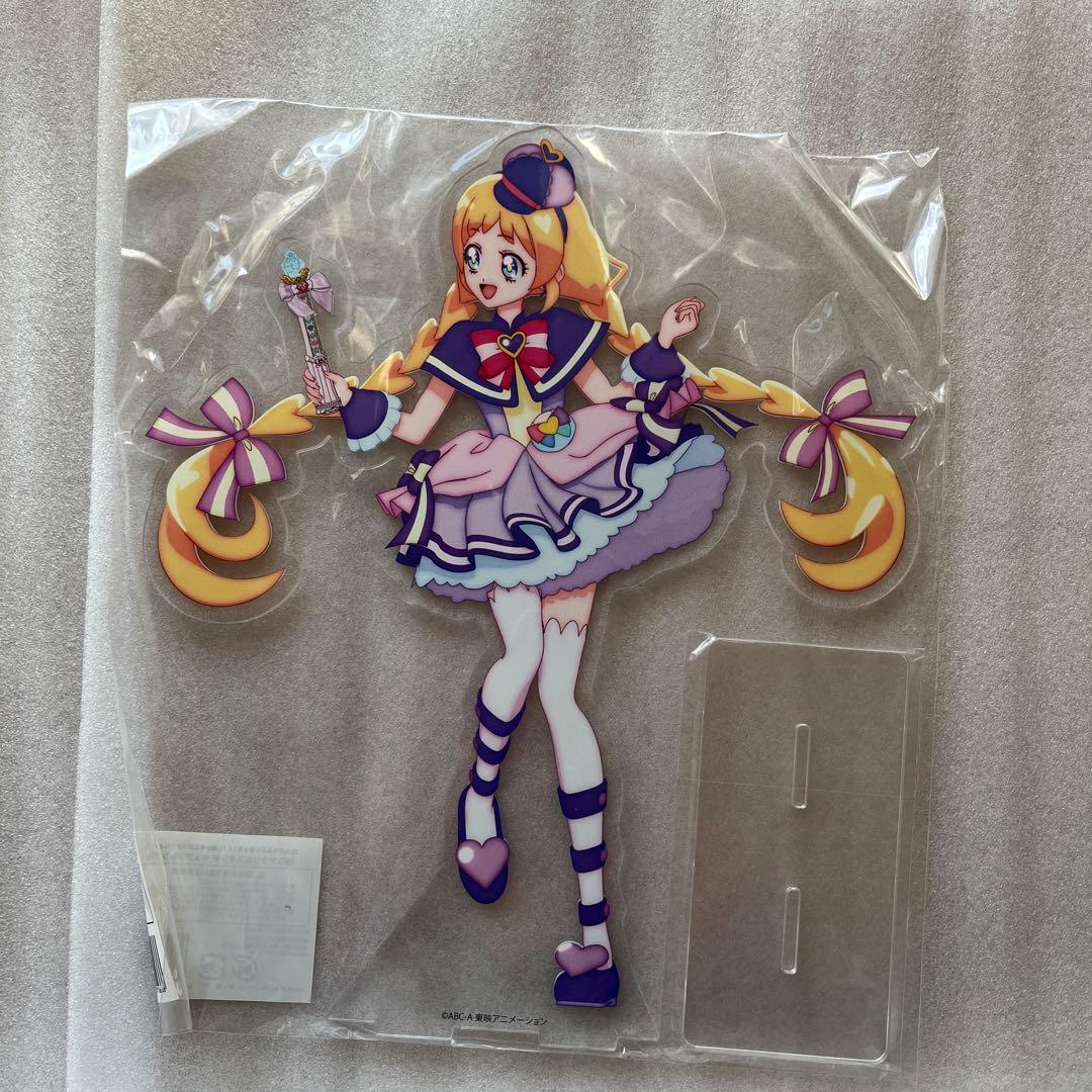 わんだふるぷりきゅあ　bigアクリルスタンド　ED しあわせえぼりゅ〜しょん
