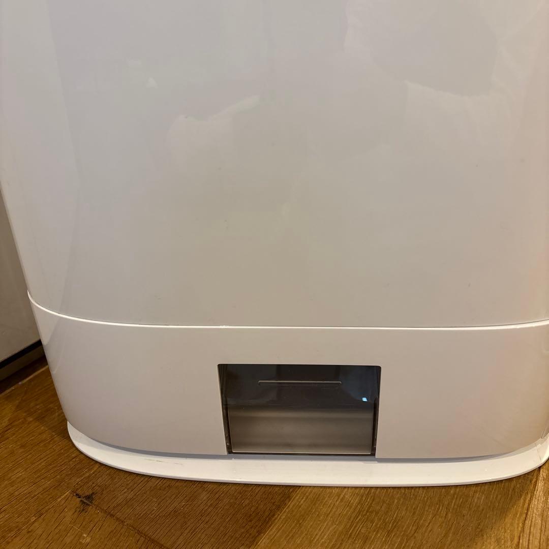 パナソニック　ナノイー 衣類乾燥除湿機 ホワイト F-YZRX60