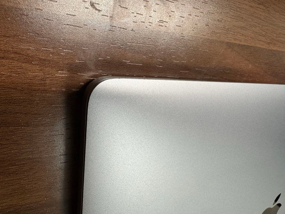 Apple MacBook Pro 2016 13インチ メモリ8GB