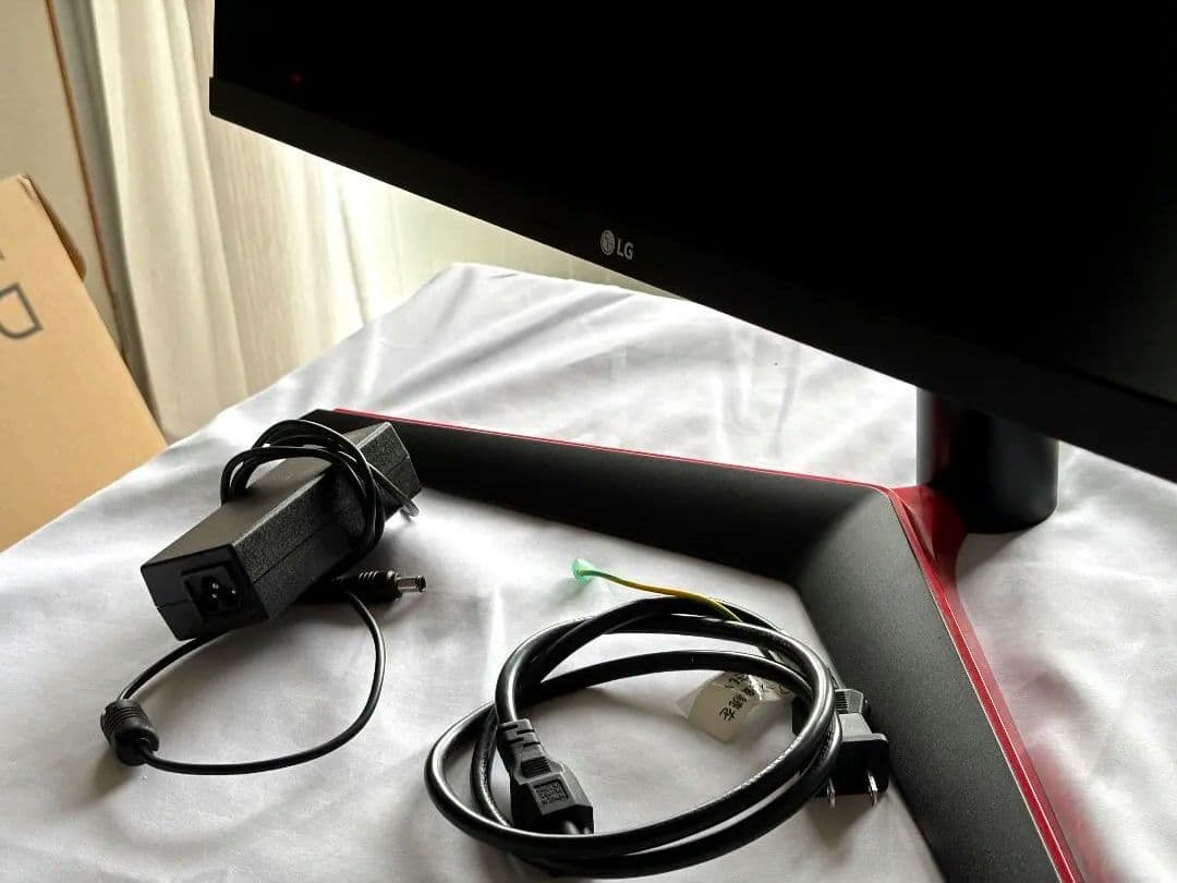 LG 27GL83A IPSモニター 本体