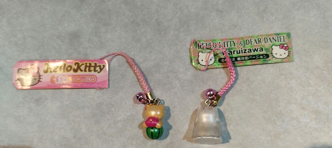レア♪希少♪SANRIOハローキティ御当地♪根付けストラップ♪ 2個セット