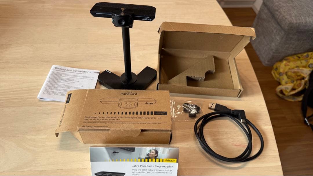 Jabra PanaCast 4Kカメラ