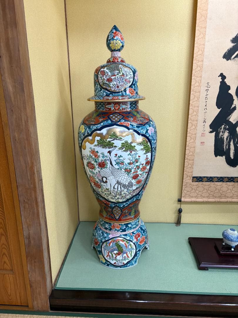 有田焼　光右衛門作　飾り壷　高さ155cm程　落款あり