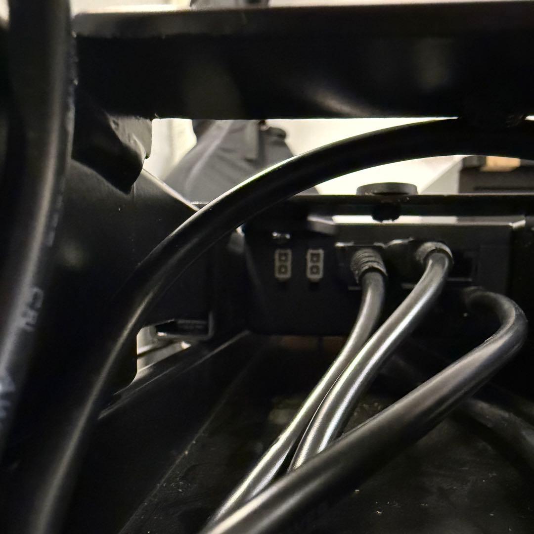 【直接引き取りのみ】電動昇降デスク FlexiSpot EJ2 脚のみ