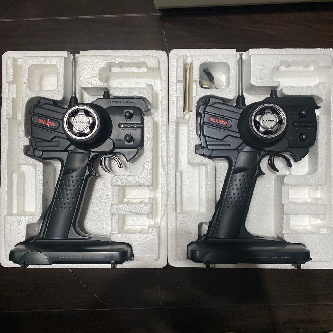 サンワ　ラジコン　コントローラー　二個