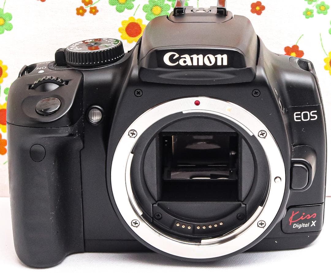 Canon Kiss X ☆スマホに送れる！☆初心者おススメ☆届いてすぐ使える