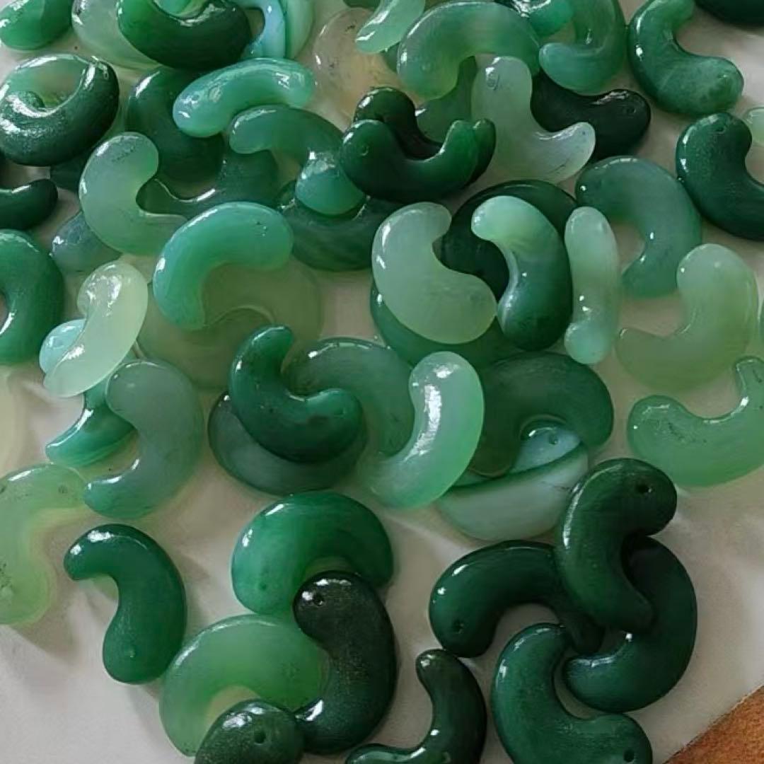 【オーダー品】勾玉2種類　青瑪瑙と翡翠