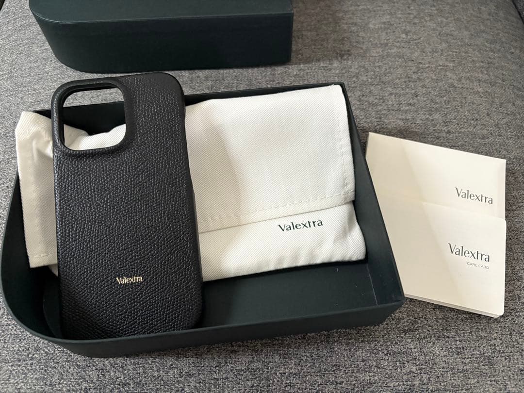 Valextra iPhoneケース13Pro