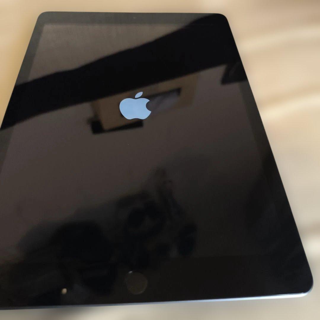 第8世代 32GB セルラーモデル 32GBスペースグレ85％