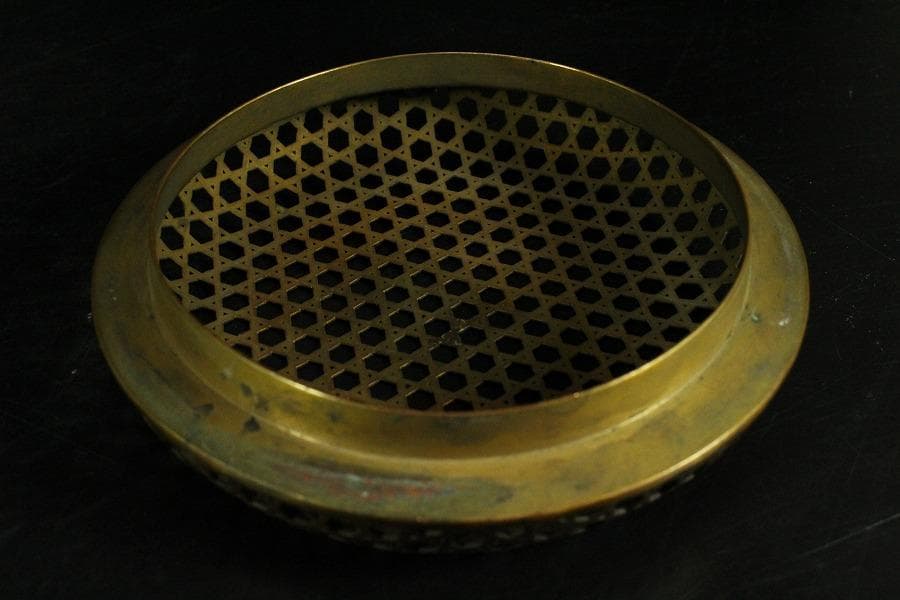 中国美術 袴腰 三足 青磁香炉(K-XA947)