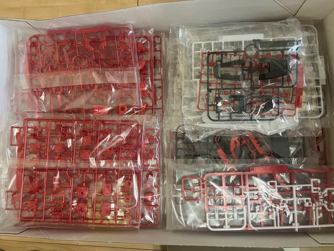 限定PG ガンダムアストレイレッドフレーム　メタリックver