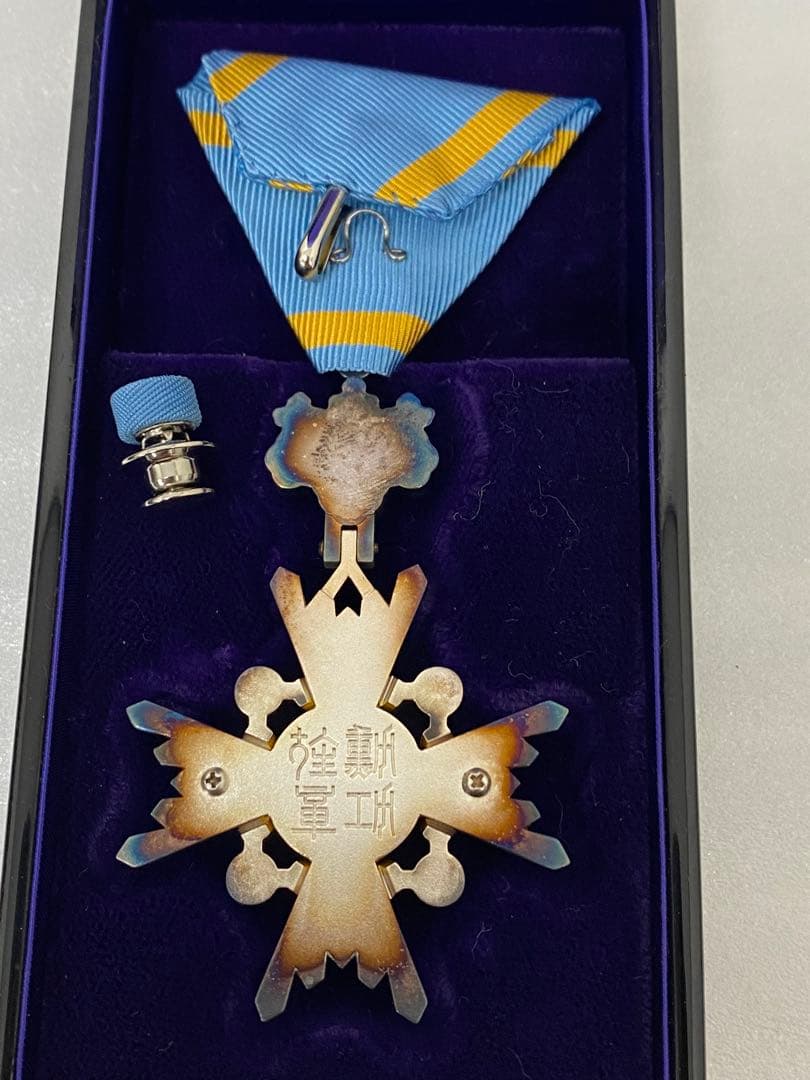 3-3080 勲章 徽章 褒章 バッジ 瑞宝双光章 ケース付き