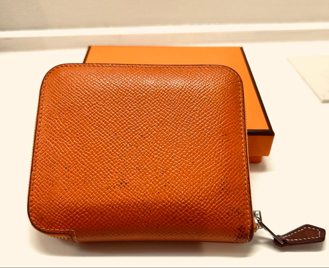 HERMES アザップ　オレンジ シルクインコンパクト箱付き