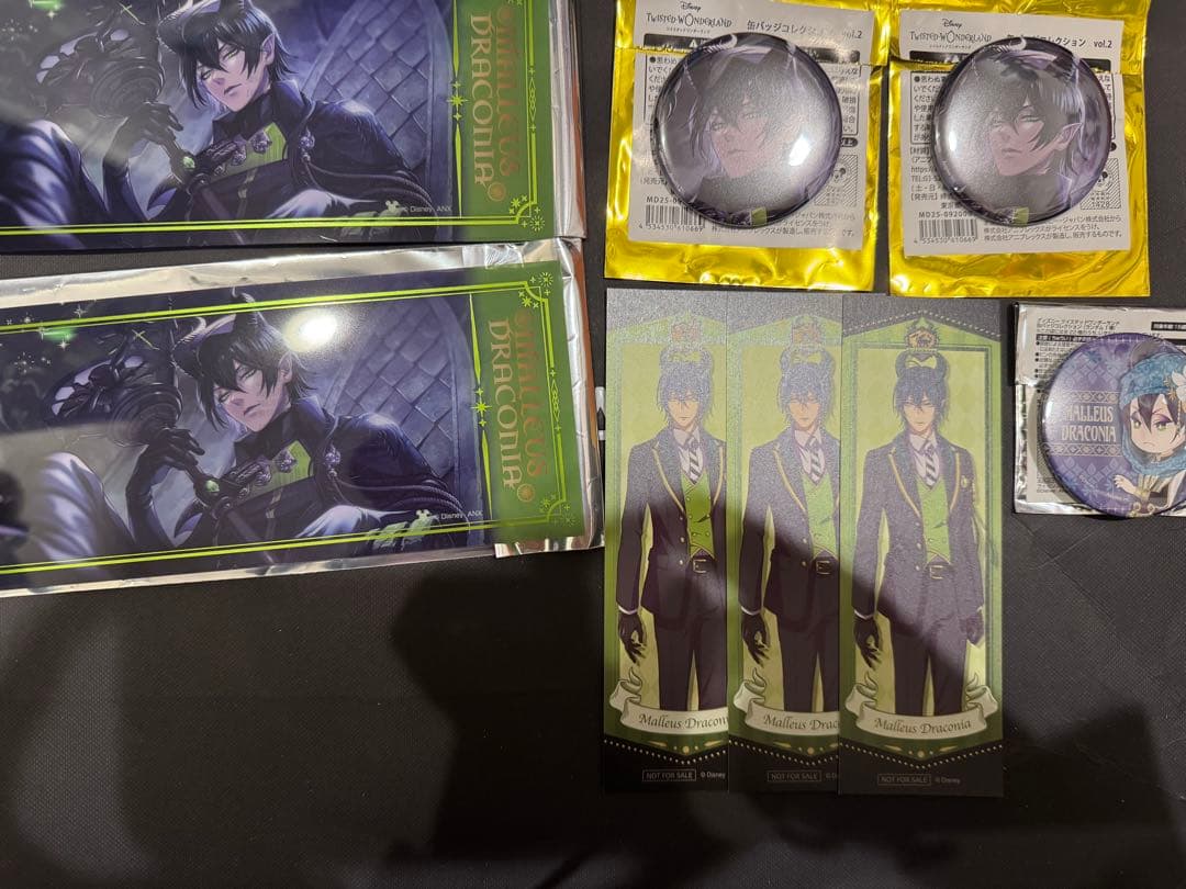 ツイステ ポップアップ AGF クリアカード 缶バッジ マレウス ディアソムニア