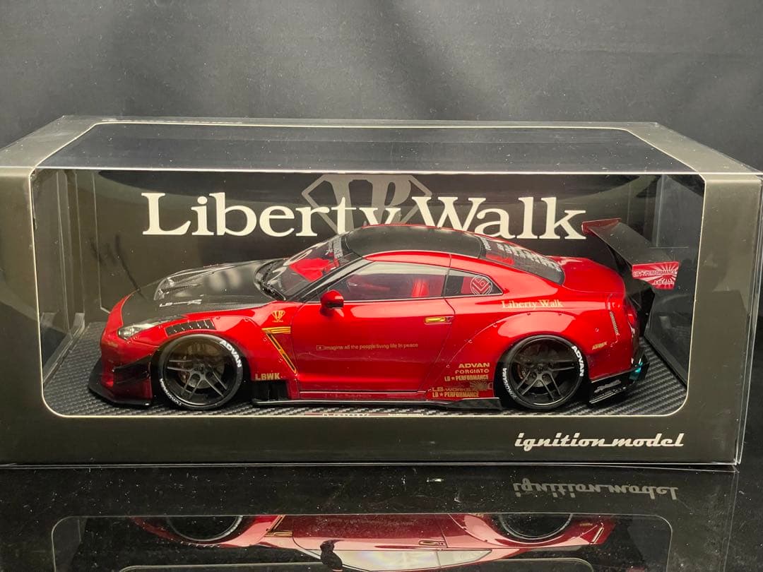 イグニッションモデル 1/18 LB R35 Red