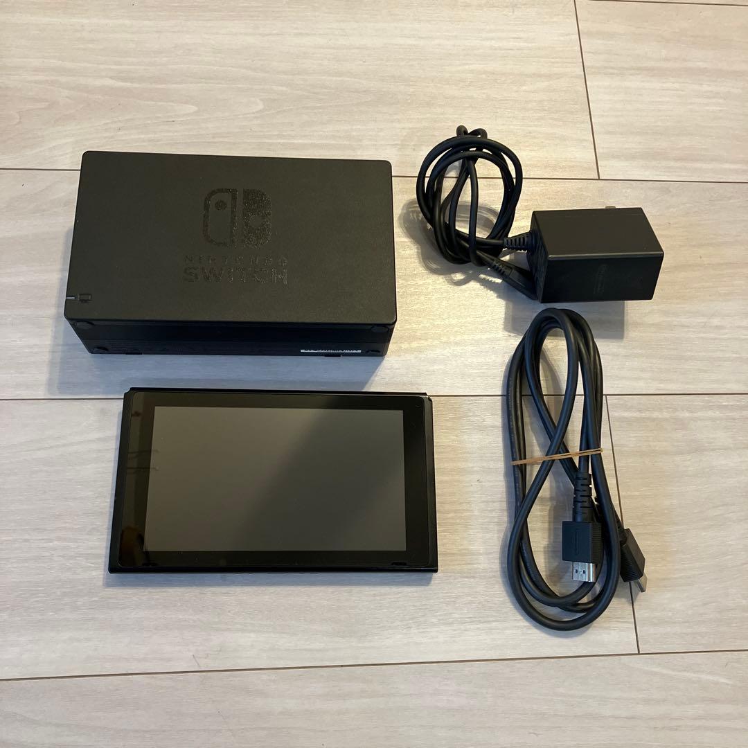 Nintendo switch 本体　ドック