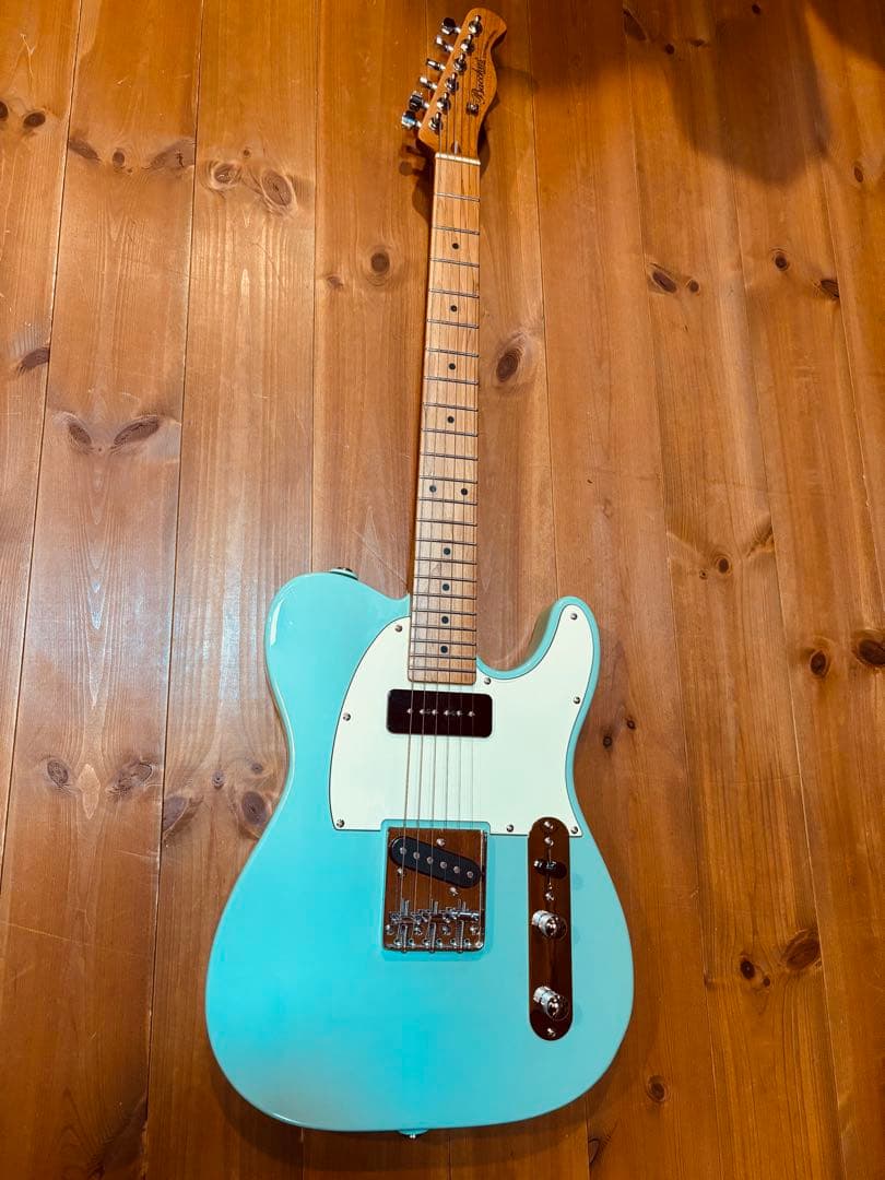 極美品！バッカス　エレキギター　BTE-2-RSM/M サーフグリーン